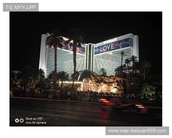 最大赌城的历史变迁：从昔日荒漠到现代豪华赌城的发展轨迹